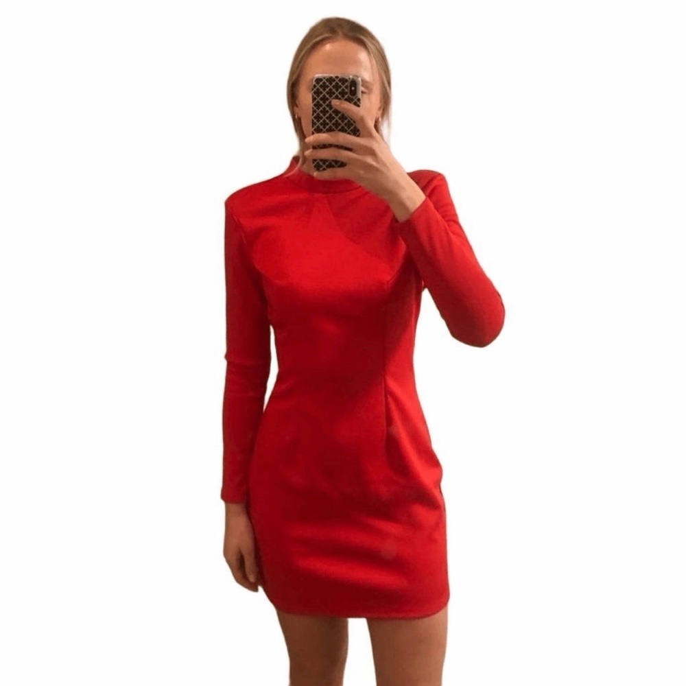 H&M x Nicki Minaj red long-sleeve bodycon mini dress size small.